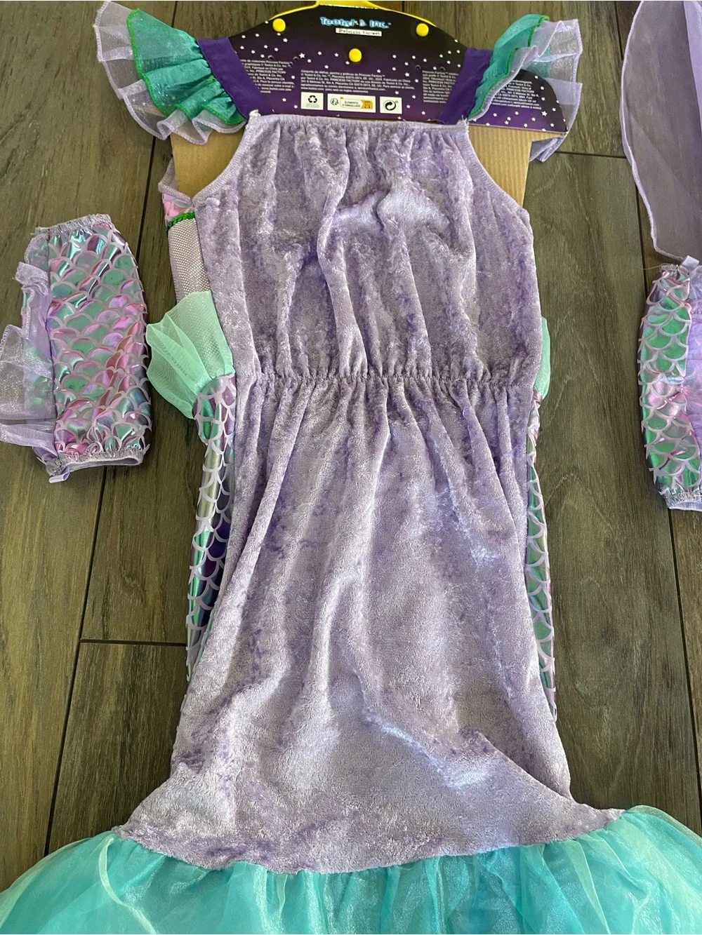 Princess sparkly Coral Mermaid Halloween costume dress for girls size 5-6